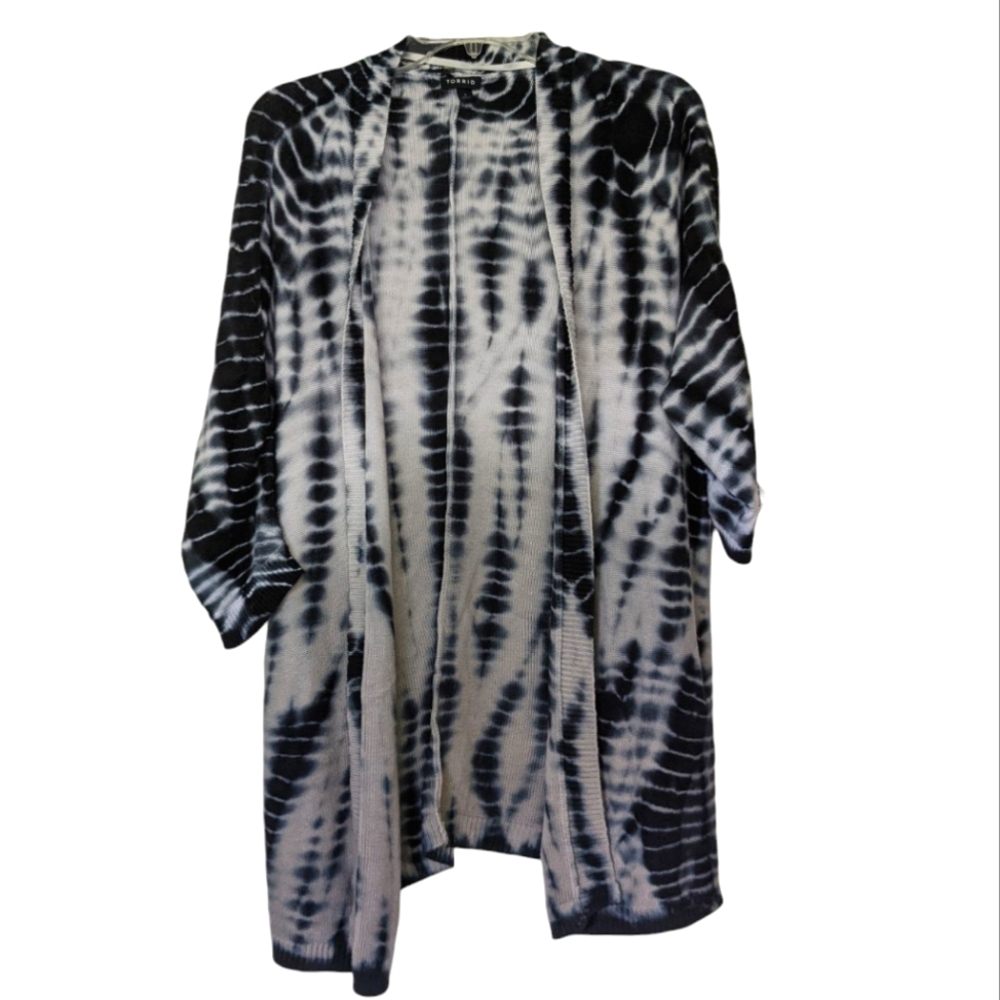 Torrid Women's Open Cardigan Tie Dye Sweater Size 1 US 14/16 Black White Knit